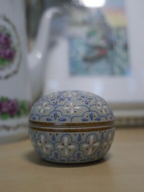 Decorative Ceramic Trinket Box in Light Blue and Cream